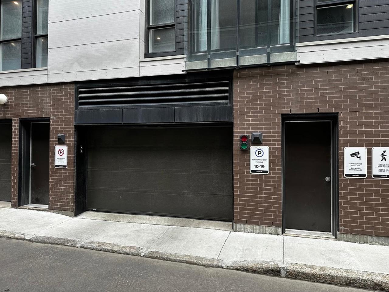 Initial / Cinema +Parking / Centre-Ville De Quebec Exterior foto